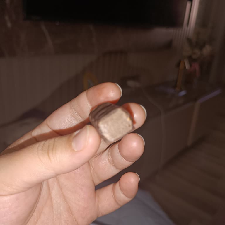 Ülker Hobby Çikolatalarında Bozulmuş Görünüm Ve Rahatsız Edici Tat