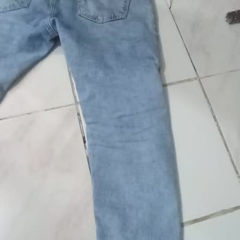 Ninova AVM Mavi Mağazasında Kısa Sürede Renk Açılan Kot Pantolon İçin Değişim Talebi