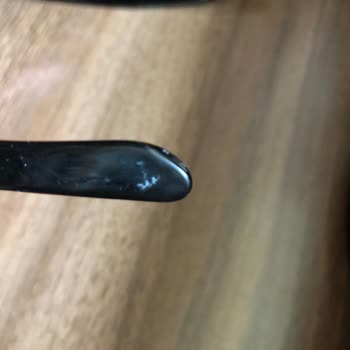 İlk Gözlük Tek Kullanımda Kırıldı, İkinci Ürün Çizik Ve Yanlış Ürün Çözüm Yok