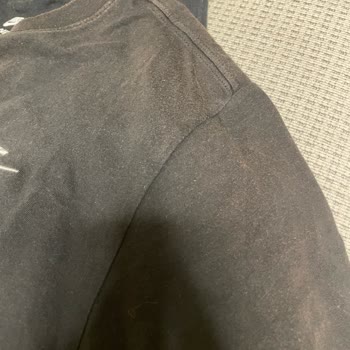 Nike Ürünlerinde Renk Atması Ve Mağaza Tarafından Kullanıcı Hatası İddiası!