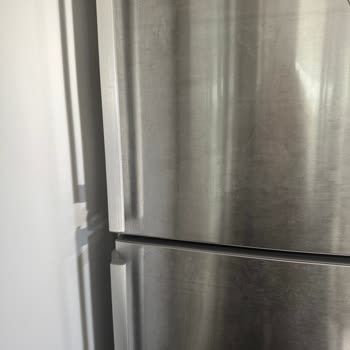 Bosch Çamaşır Makinesi Kapak Küflendi, Buzdolabı Lekelendi Ve 900 TL Servis Ücreti İadesi