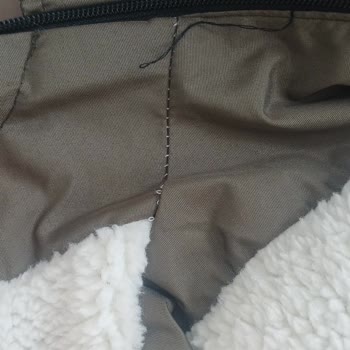 Görseldekiyle Uyuşmayan Kürklü Mont, Kalite Sorunu Ve İletişim Eksikliği