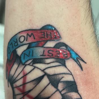 Nox Tattoo & Piercing Dövme Patlaması, Ciddi Yara Ve İlgisizlik