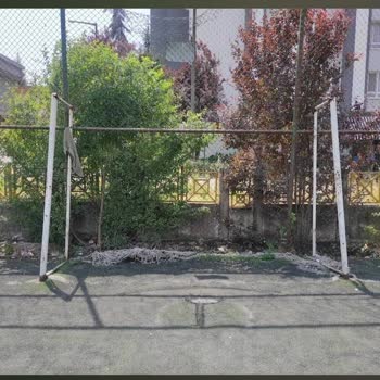 Kocaeli Büyükşehir Belediyesi Mutlukent Futbol Sahasında Bakımsızlık