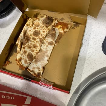 Usta Pideci 510 TL'lik Siparişte Eksik Ve Yanık Ürünlere Yetersiz Telafi