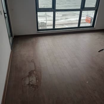 Adopen Montaj Hatası Nedeniyle Yağmur Sularının İçeri Sızması ve Eksik Fatura