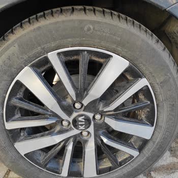 Orijinal Jant Kapağım Başka Marka Jant Kapağıyla Değiştirildi Ve Yetkili Servis Sorumluluk Reddi