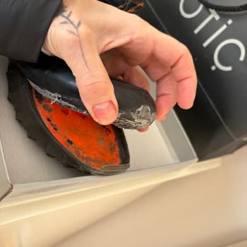 Hotiç Ayakkabılarının Az Kullanımda Bozulması Ve Çözüm Sunulmaması