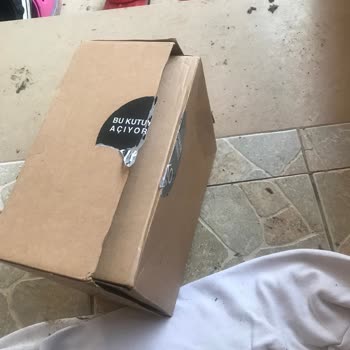 Açık Paket Teslimatı Nedeniyle Hijyen Ve Orijinalliği Şikayeti