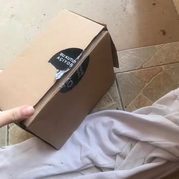 Açık Paket Teslimatı Nedeniyle Hijyen Ve Orijinalliği Şikayeti