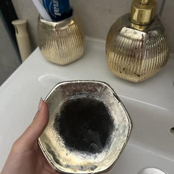 Madame Coco Gold Renkli Banyo Setinde Hızlı Renk Bozulması ve Değişim Talebi