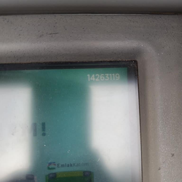 ATM'den Yatırılan 10 Bin TL'nin Yarısi Hesaba Geçmedi Ve Ücret Kesildi