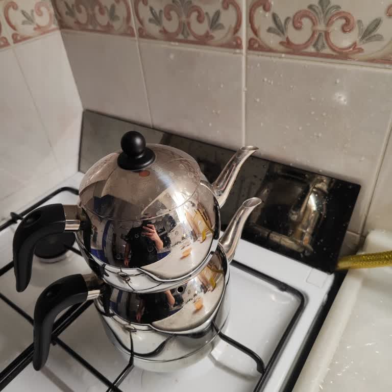 Patlayan Çaydanlık Ve Yanık Riski Nedeniyle İade Talebi