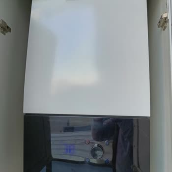 Daikin D2CSC024 Kombide Sürekli Su Kaçırma Ve Basınç Düşüşü