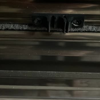 Cam Balkon Montajındaki Boşluklar Isı Yalıtımını Bozuyor