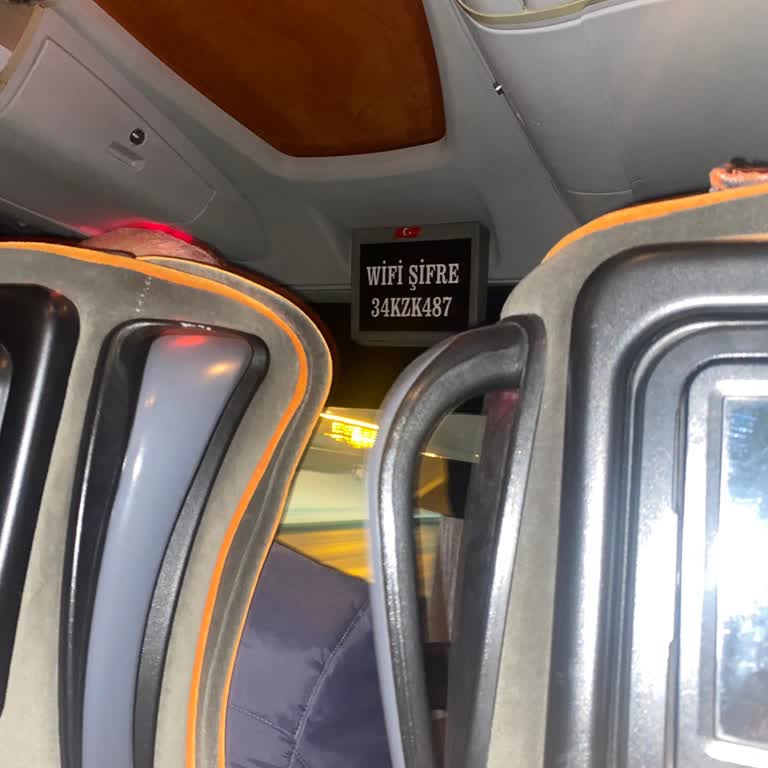 Kış Yolculuğunda Otobüs Kliması Çalışmıyor, Yolcular Şiddetli Soğuğa Maruz Kaldı