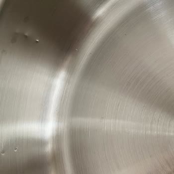 Karaca Tencere Takımını Teslim Etmedi!