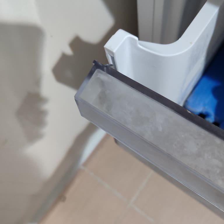 Arçelik Buzdolabının Dondurucu Çekmecesi Normal Kullanımda Kırıldı