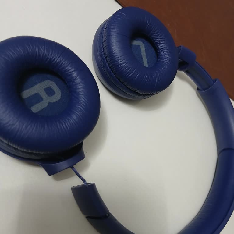 JBL Tune 560bt Kulaklıkta Ses Kesilmesi Ve Kırılma Sorunu