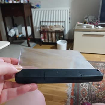 Elysora&nbsp;Okuma Işığı Tamamen Çalışmıyor