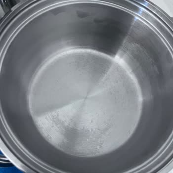 Schafer Çelik Tencere Takımında İç Kararma Ve Ücret İadesi Talebi