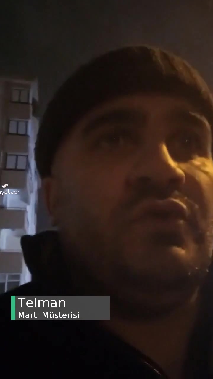 Martı İnsanlara Eziyet Etmeyin videonun kapak resmi