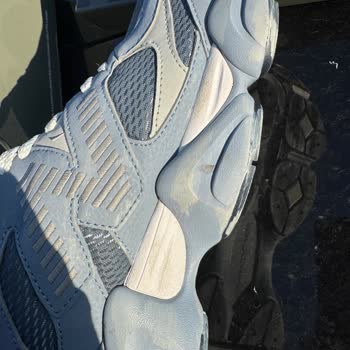 Kullanılmış Görünen New Balance Ayakkabısının 2.850 TL Ücret İadesi Talebi Reddedildi