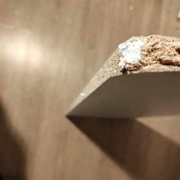 Teslim Edilen Ayakkabılık Kırık Geldi, DHL Destek Oyalıyor