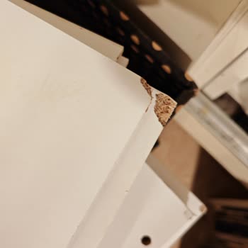 Teslim Edilen Ayakkabılık Kırık Geldi, DHL Destek Oyalıyor