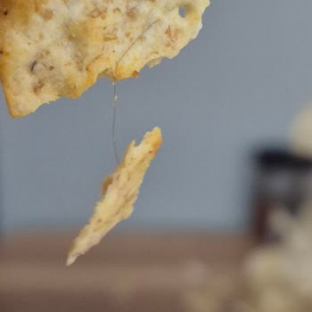 Ülker Altınbaş Tahıl Cips Ürününde Kıl Tespiti Ve Hijyen İhlali