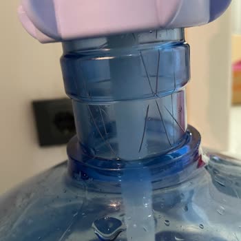 Saka Su Damacanası Çizik Ve Tarihi Geçmiş, Hijyen Şüphesi