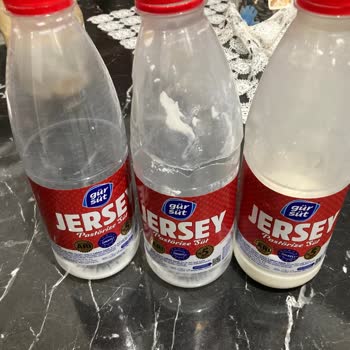 Gürsüt Sütlerinde Bozulma Ve Müşteri Hizmetlerinde Cevapsızlık