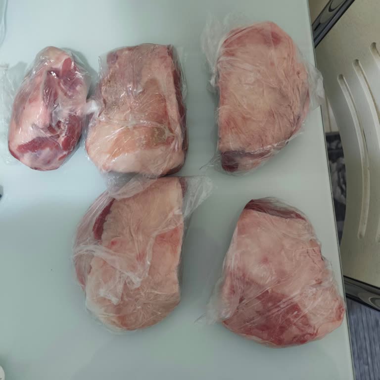 Kuzu Kol Yerine Yağlı Kemikli Ürün Gönderildi İade Ve Değişim Reddedildi