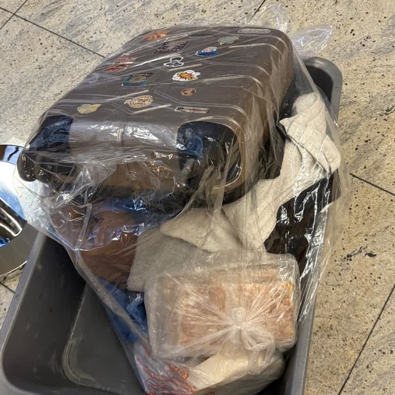 Uçuş Sonrası Açılmış Ve Hasarlı Bagajımda Kayıp Ürünler