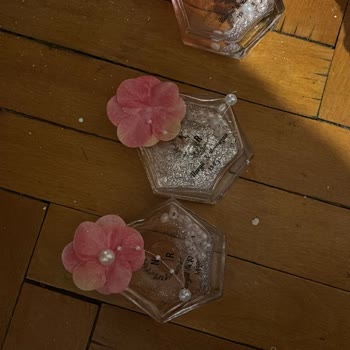 Hepsijet'ten İzinsiz Kargo Transferi Ve Kırık Cam Şişeler