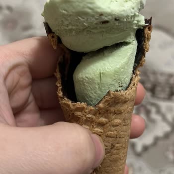 Algida Cornetto Dondurmasında Az İçerik Ve Kağıt Gibi Külah Nedeniyle Tat Alamama Şikayeti