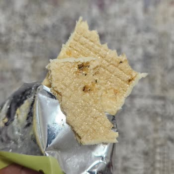 Tadelle Beyaz Çikolatalı Gofrette Görülen Kahverengi Maddeler Hakkında Açıklama Ve Telafi Talebi