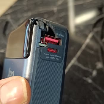 Afyonkarahisar Erenler Mahallesinde Bozuk Yol Araç Ve Ekipman Hasarına Yol Açıyor