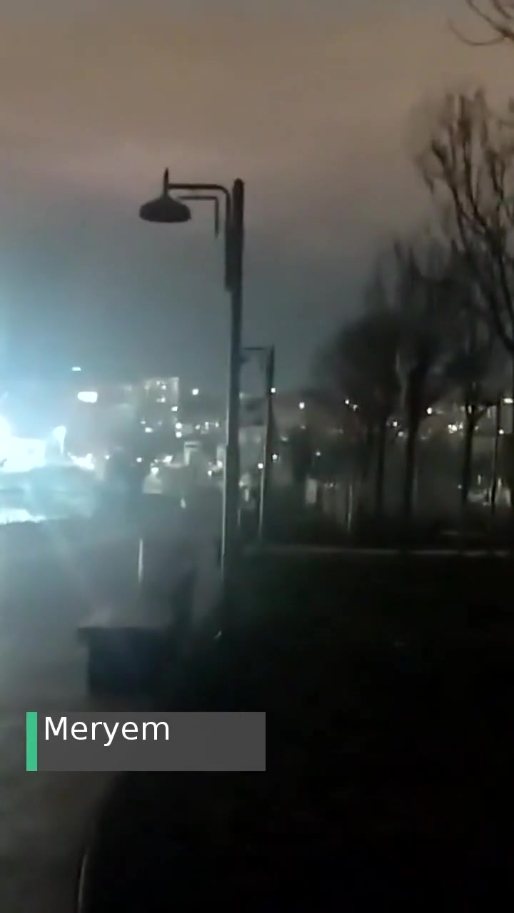 İstanbul Büyükşehir Belediyesi Sokak Işıkları Yanmıyor! videonun kapak resmi