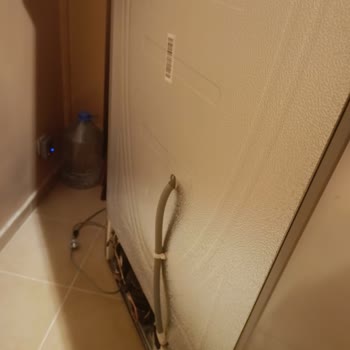 Motor Kapağı Eksik Yüksek Fiyatlı Altus Buzdolabı Ücretsiz Parça Talebi