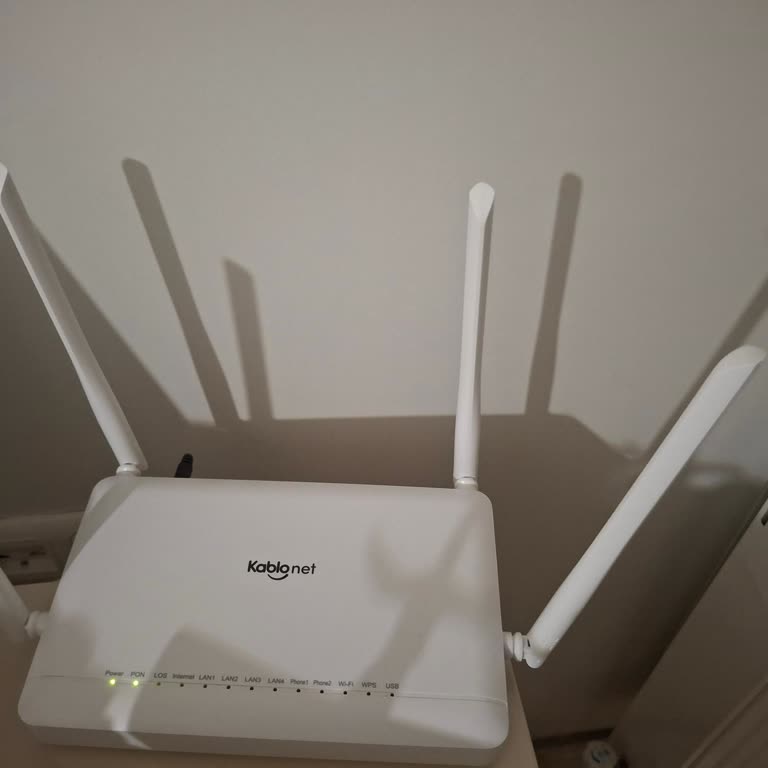 İnternet Hızı Aşırı Yavaş Ve Sürekli Kopma, Müşteri Hizmetleri Çözüm Bulamıyor