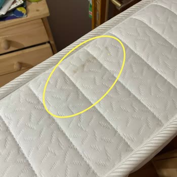 Teşhir Ve Defolu Yatak İçin Sıfır Ürün Değişimi Talebi