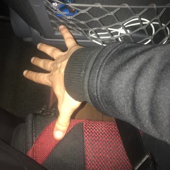 Bilette 2+1 Sözü Verilen Seferde 2+2 Otobüsle Dar Ve Sert Koltuklar