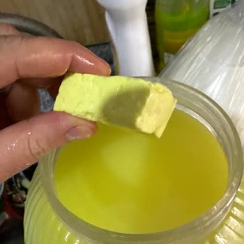 @anadolu.peynircilik Farklı Ve Rengi Bozuk Peynir Gönderdi