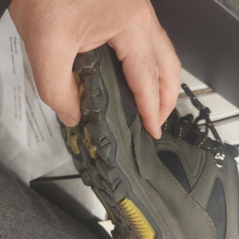 Defolu Çocuk Ayakkabısı İçin Boyner'den Gecikmeli Olumsuz İnceleme Ve Ücret İadesi Talebi