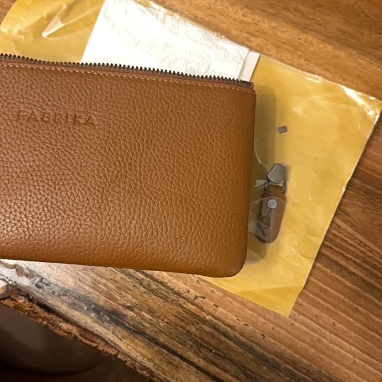 Fabrika Çantası Fermuarı Çıktı, Tamir Reddedildi, İade Ve Değişim İstiyorum