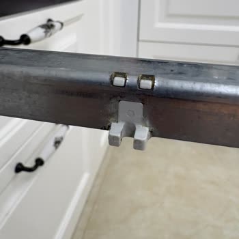 Kırılan Plastik Tırnaklar Nedeniyle Çekmece Rayı Sorunu Ve Parça Temini Talebi