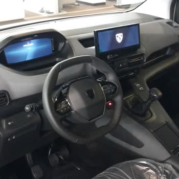 Seçtiğim Donanıma Sahip Olmayan Peugeot Rifter Teslim Edildi, Bayi Ve Müşteri Hizmetleri Yanıtsız