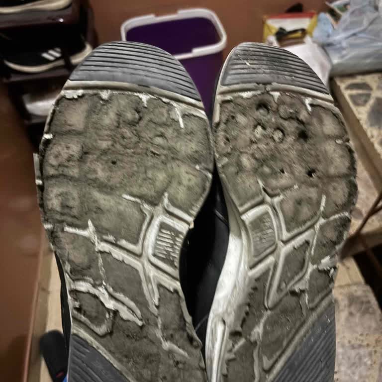 Skechers Ayakkabısının Tabanı Çöktü, Değişim Talebi Reddedildi