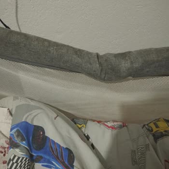 Prego Park Yatağının Açma Kapama Mekanizması Çöktü Ve Kullanılamaz